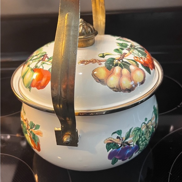 TEA KETTLE POT FRUIT ENAMEL WATER KETTLE CERAMIC BRASS HANDLE ANTIQUE VINTAGE - Picture 3 of 5